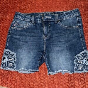 Vigoss Girl’s Jean Shorts (16) with Cute Flower embellishments